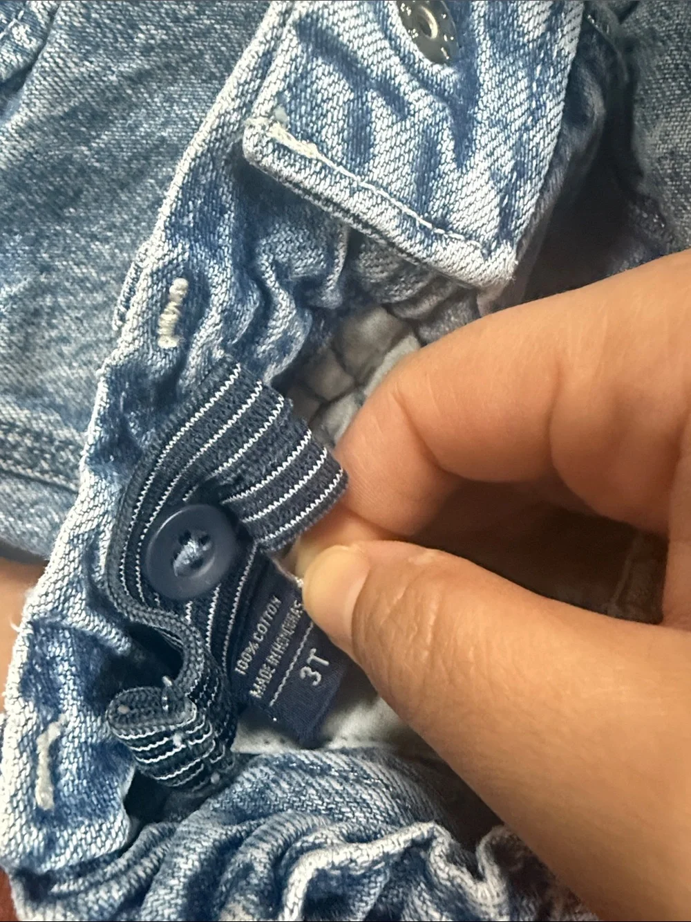 Oshkosh Carpenter Baggy Jeans 100% cotton. Size 3t
